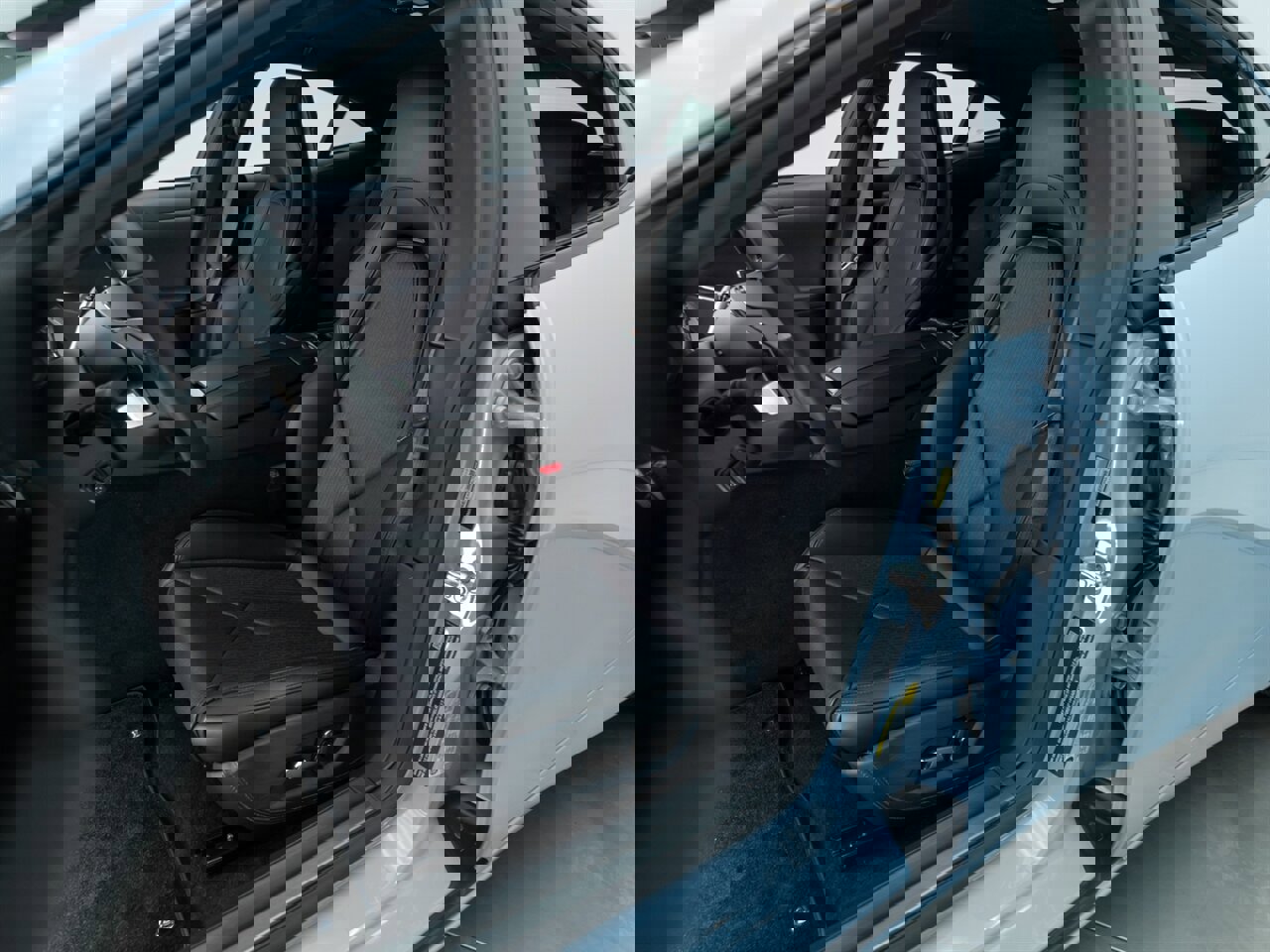 Used 2025 Karma Revero Luxury image 49