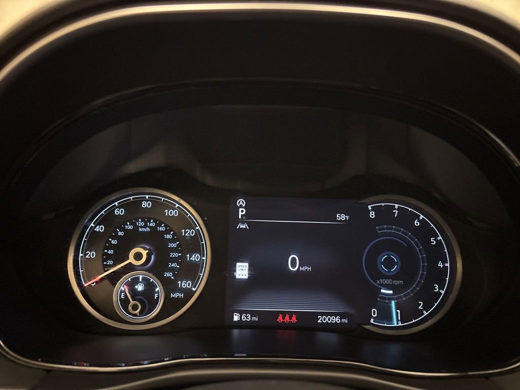 Used 2025 Genesis GV70 2.5T w/ Select Package image 15