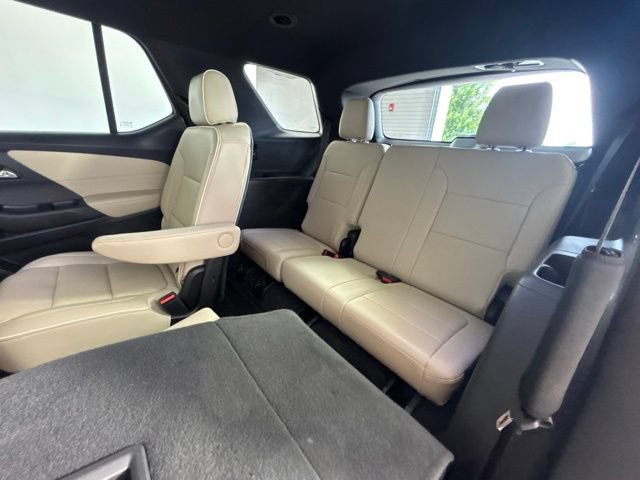 Used 2023 Chevrolet Traverse Premier w/ LPO, Floor Liner Package AWD/4WD image 26