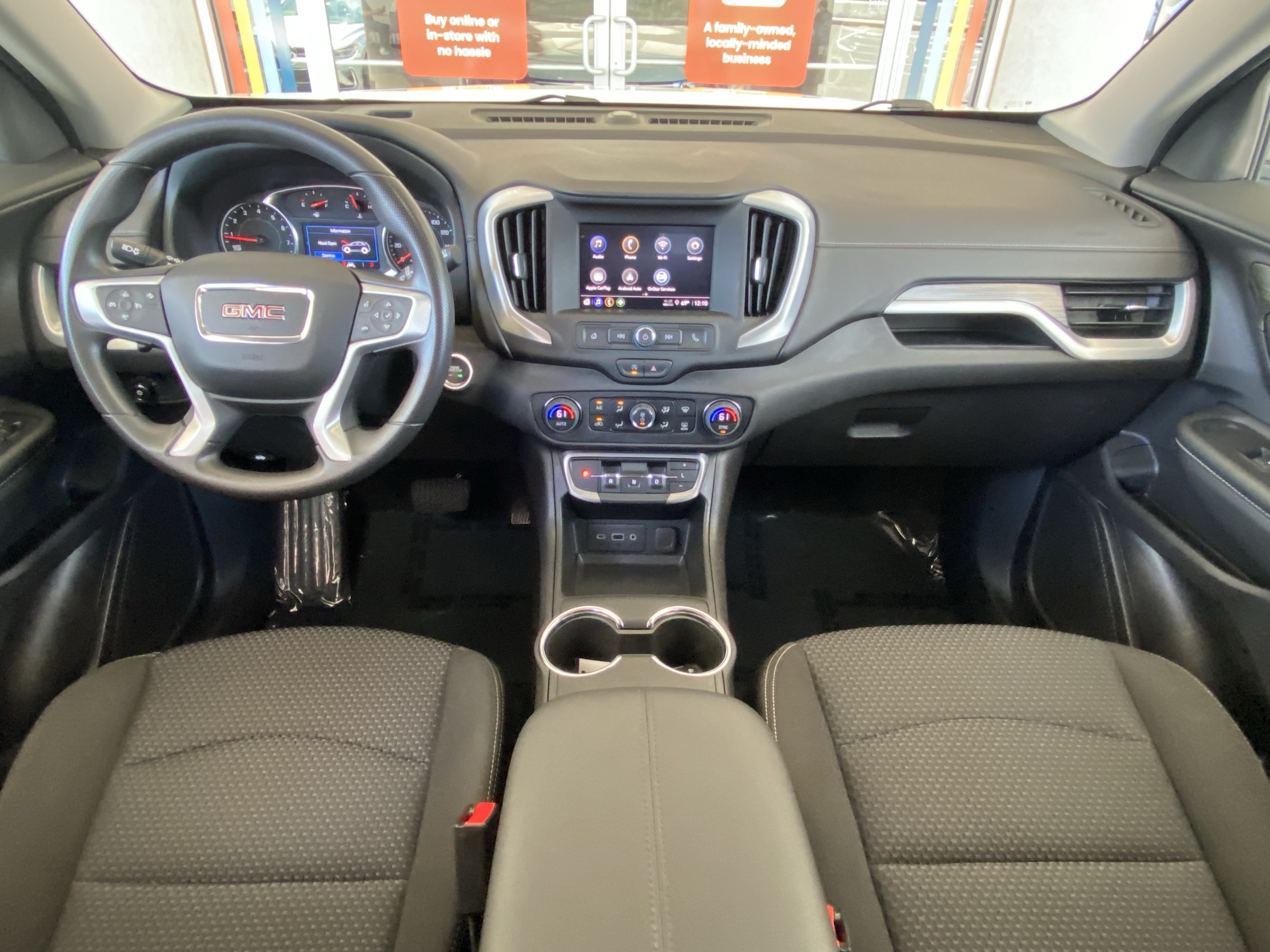 Used 2024 GMC Terrain SLE w/ Driver Convenience Package AWD/4WD image 28
