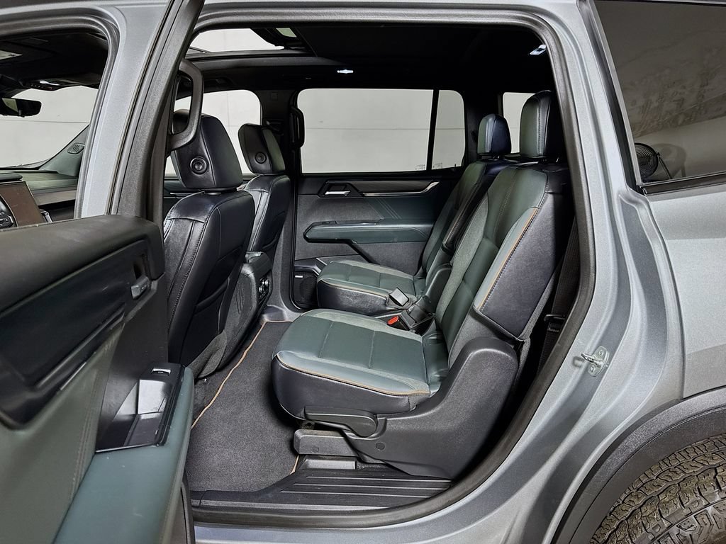 Certified 2024 GMC Acadia AT4 w/ Super Cruise Package AWD/4WD image 24