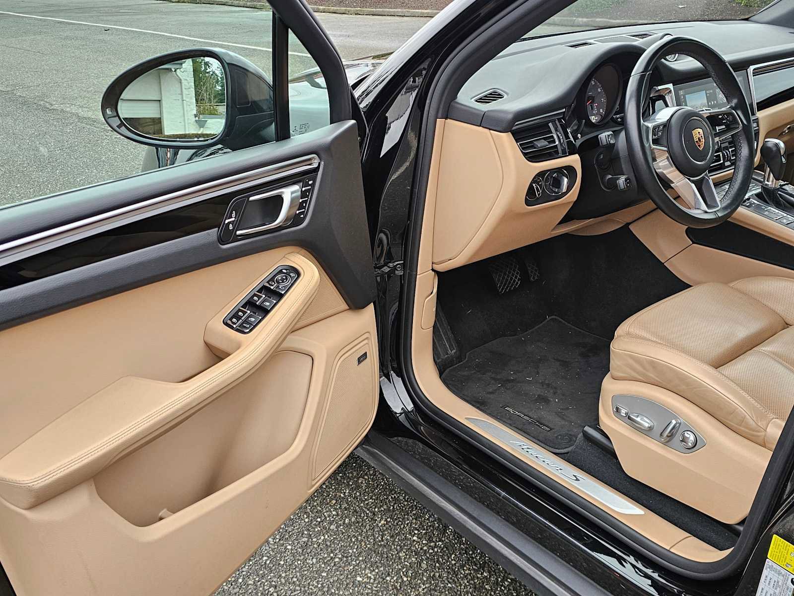 Used 2019 Porsche Macan S image 19