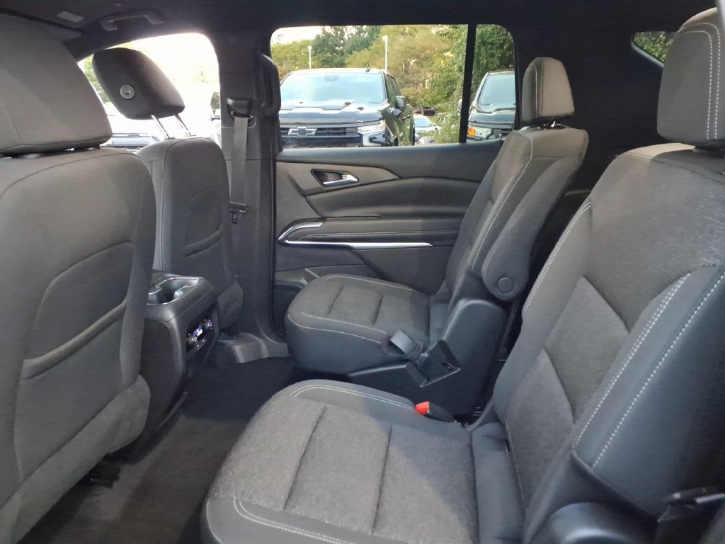 Certified 2024 Chevrolet Traverse LT AWD/4WD image 12
