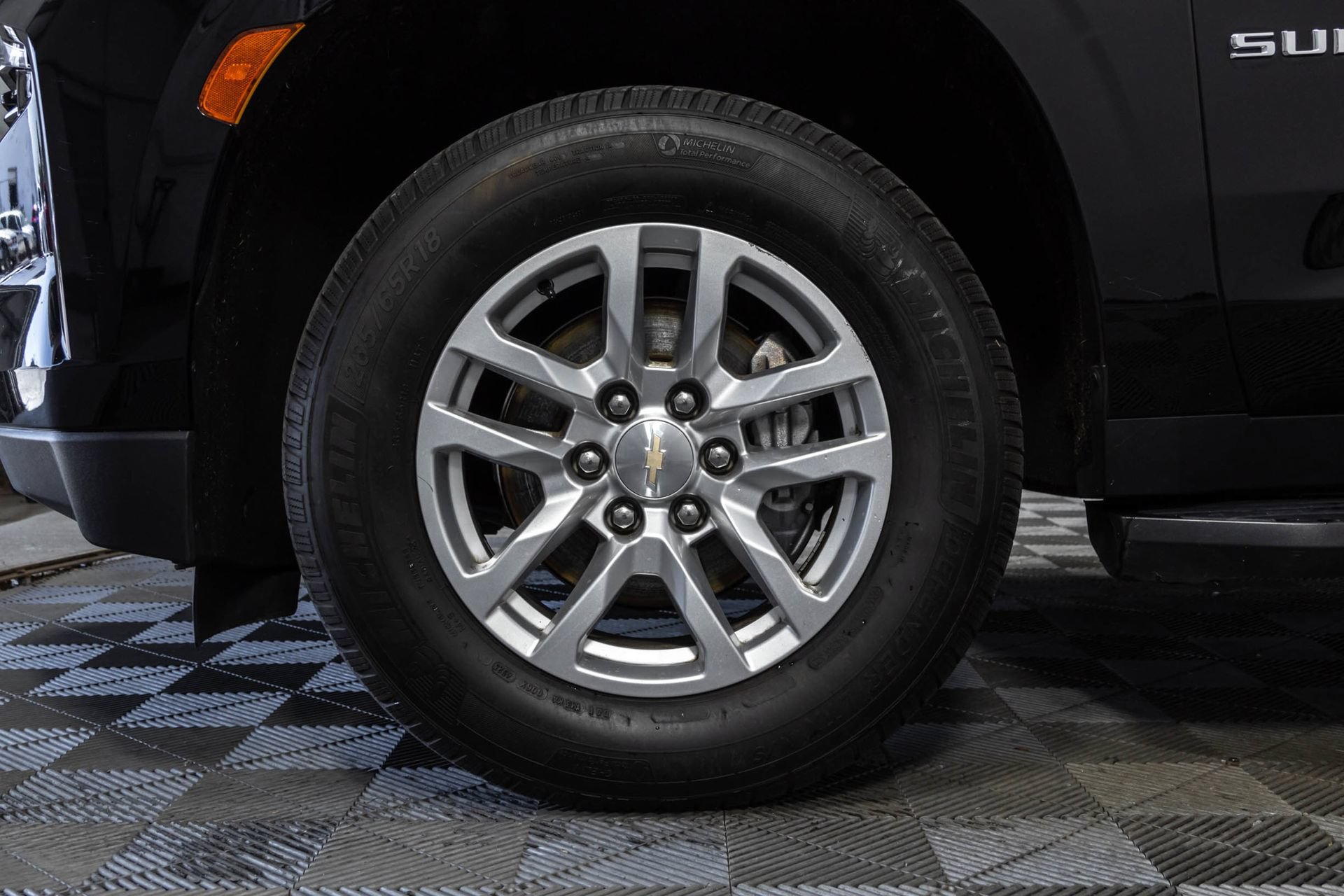 Used 2022 Chevrolet Suburban LT AWD/4WD image 51