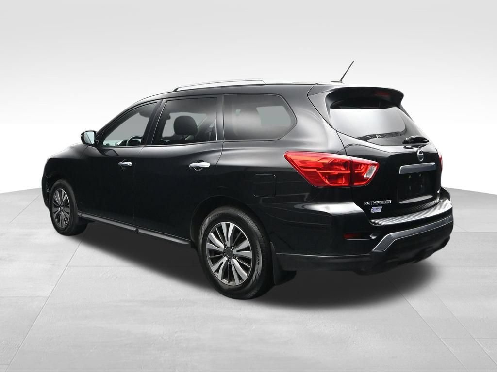 Used 2017 Nissan Pathfinder S AWD/4WD image 3