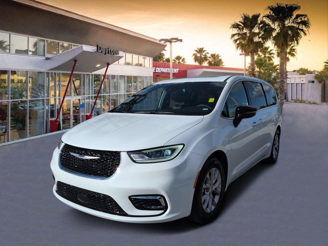 Certified 2026 Chrysler Pacifica Limited FWD image 7