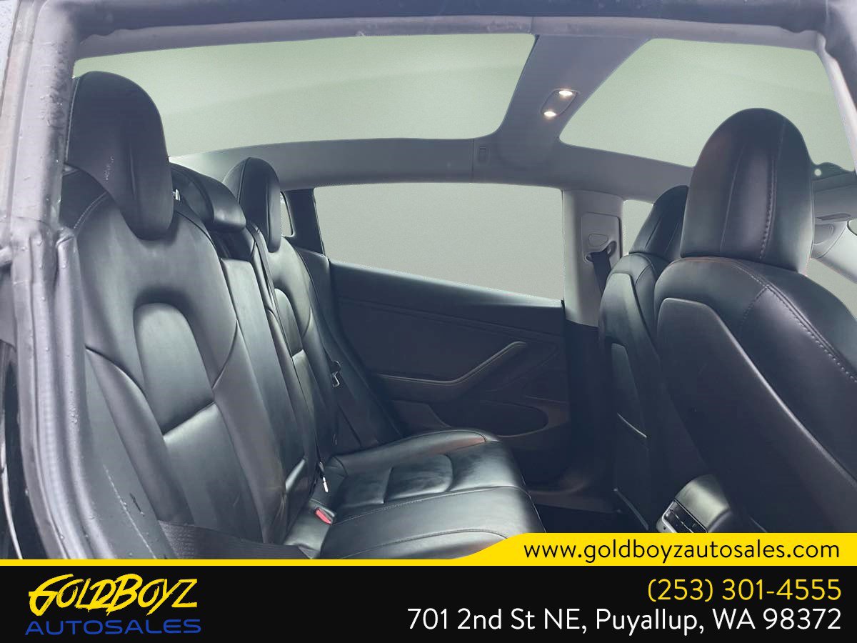 Used 2019 Tesla Model 3 Standard Range Plus image 17