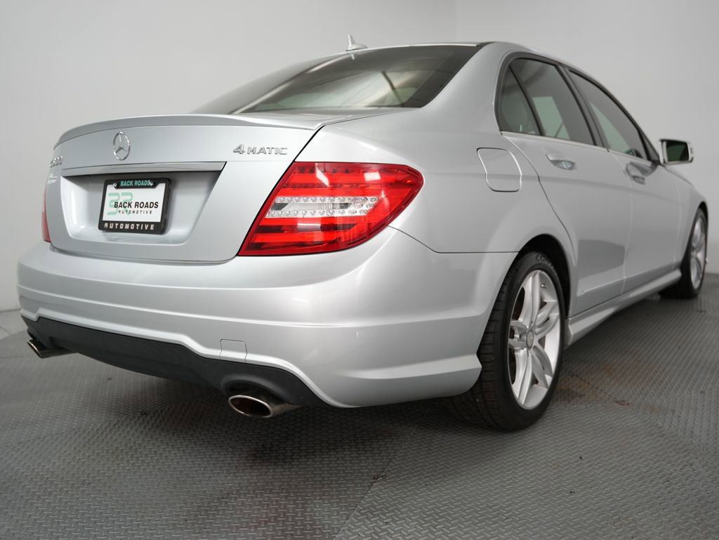 Used 2012 Mercedes-Benz C 300 4MATIC Sedan w/ Premium 1 Pkg image 9