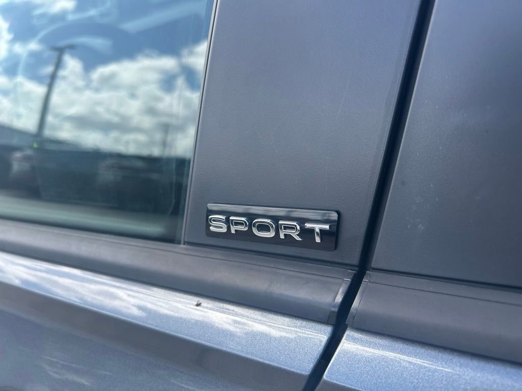 Used 2025 Volkswagen Jetta Sport image 29