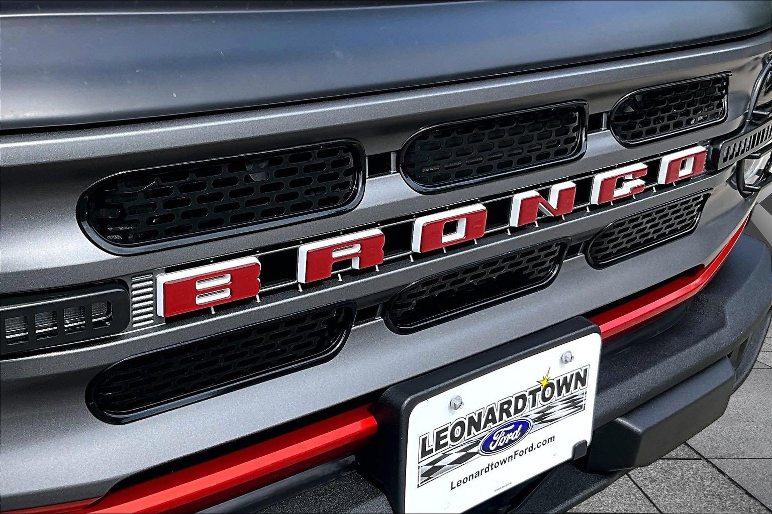 Used 2023 Ford Bronco 2-Door AWD/4WD image 29