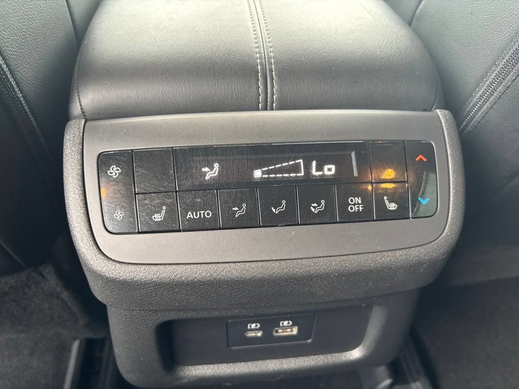 Certified 2023 Nissan Pathfinder SL w/ SL Premium Package AWD/4WD image 16