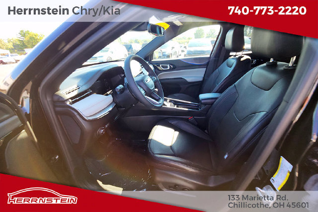 Used 2023 Jeep Compass Limited w/ Elite Group AWD/4WD image 22