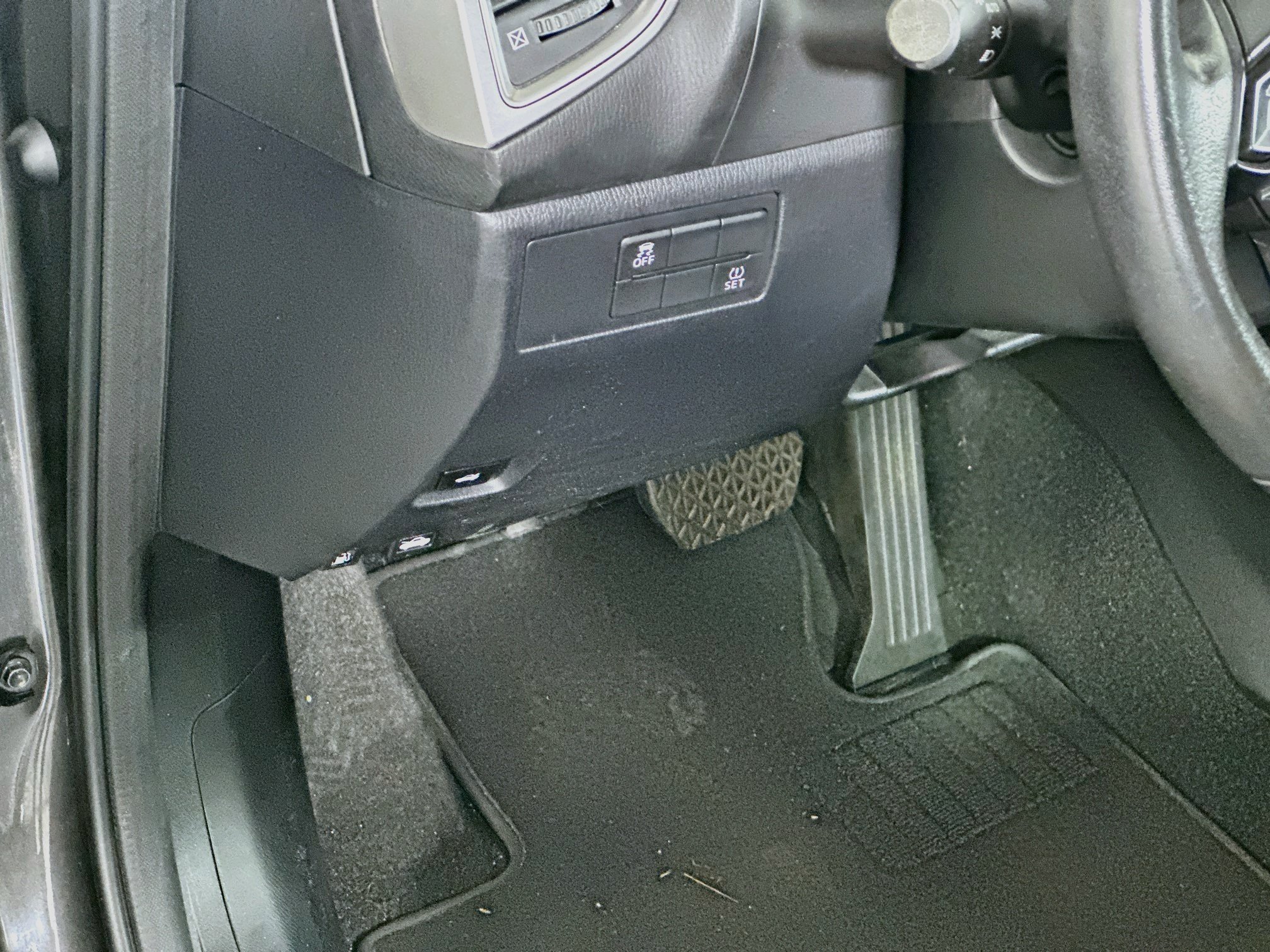 Used 2018 MAZDA MAZDA3 Touring FWD image 17