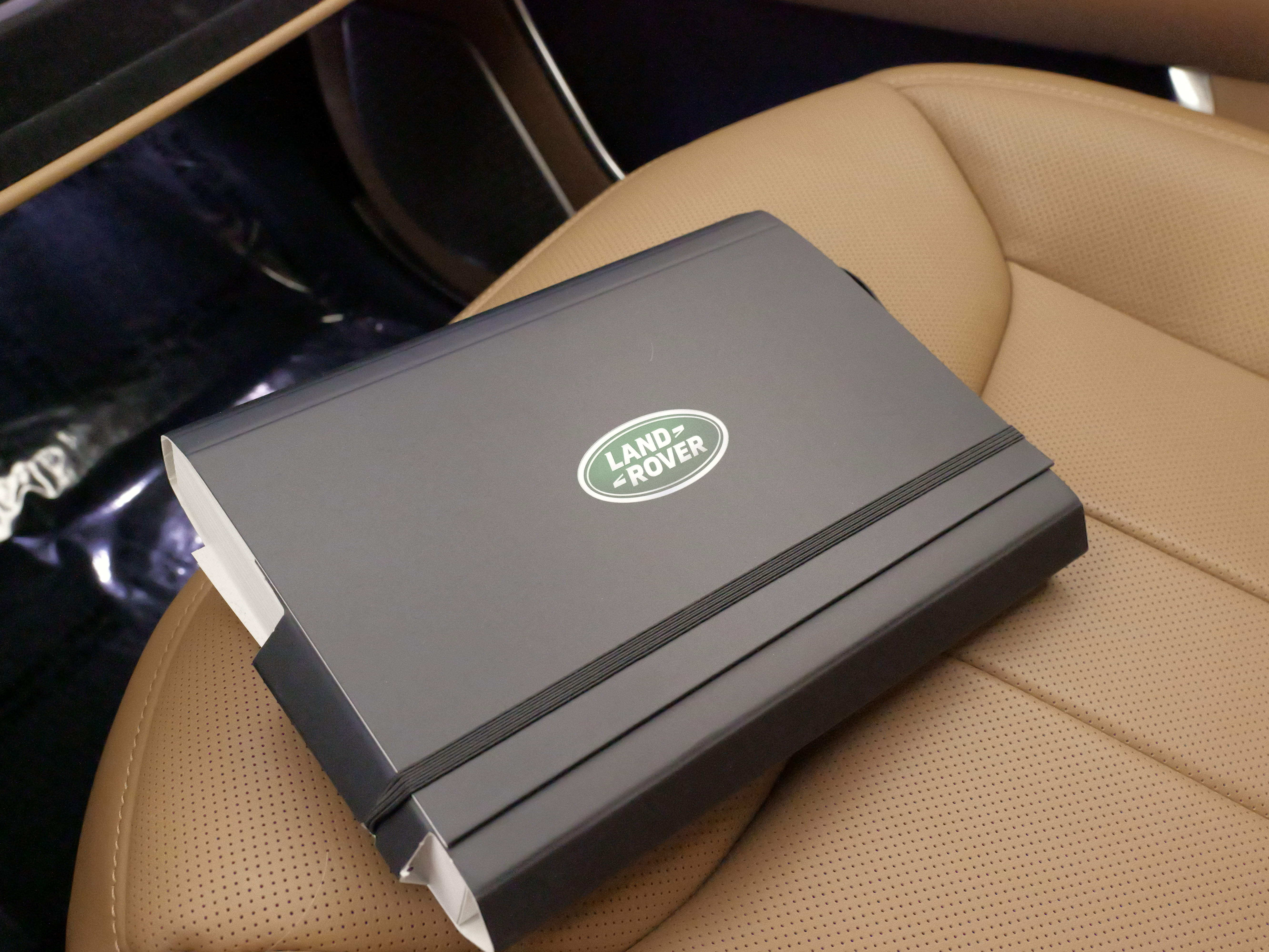 Used 2025 Land Rover Range Rover Autobiography image 76