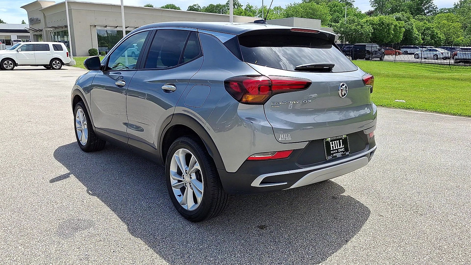 Used 2023 Buick Encore GX Preferred w/ Cold Weather Comfort Package AWD/4WD image 7