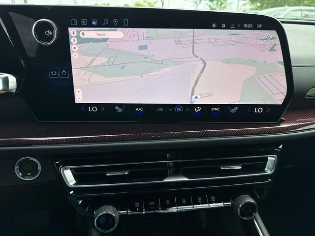 New 2026 Chevrolet Traverse Z71 w/ Enhanced Driving Package AWD/4WD image 26