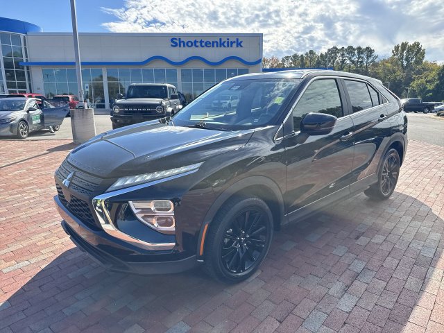 Used 2023 Mitsubishi Eclipse Cross LE AWD/4WD image 32
