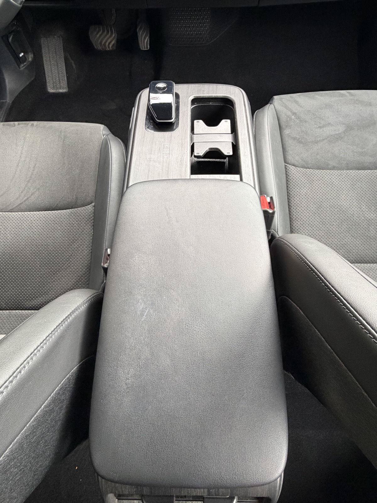 Certified 2024 Nissan Ariya AWD image 26