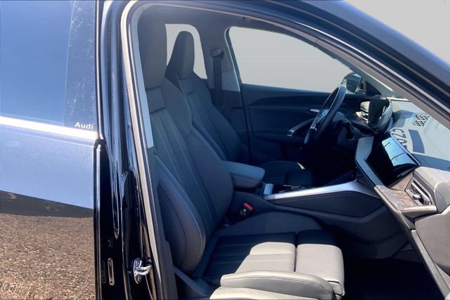 Certified 2025 Audi Q5 Premium Plus w/ Premium Plus AWD/4WD image 7