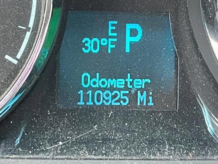 Used 2012 Chevrolet Captiva Sport LT w/ Convenience Package FWD image 39