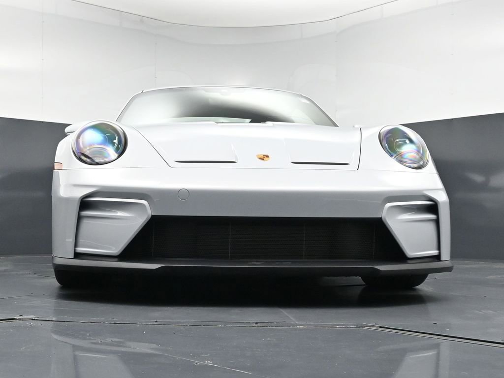 Certified 2025 Porsche 911 GT3 RWD image 27