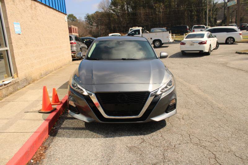 Used 2021 Nissan Altima 2.5 SV image 2