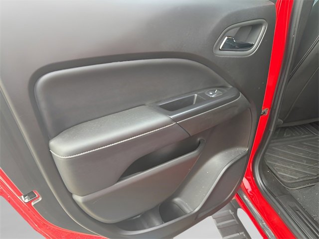 Used 2019 GMC Canyon SLT w/ Driver Alert Package image 10