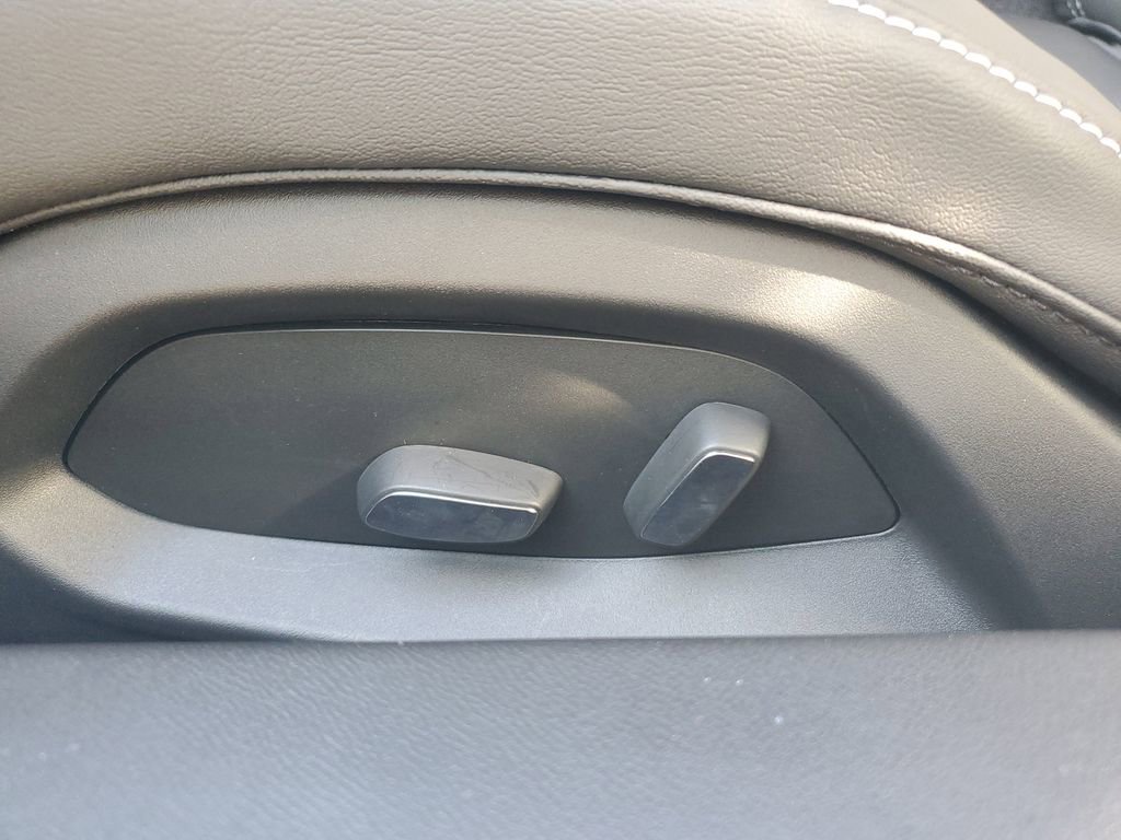 New 2026 Chevrolet Corvette Stingray Coupe w/ 1LT image 19