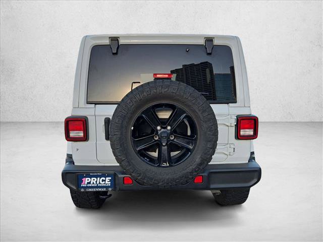 Used 2023 Jeep Wrangler Unlimited Sahara AWD/4WD image 6