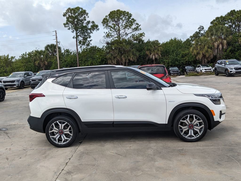 Certified 2023 Kia Seltos SX AWD/4WD image 9