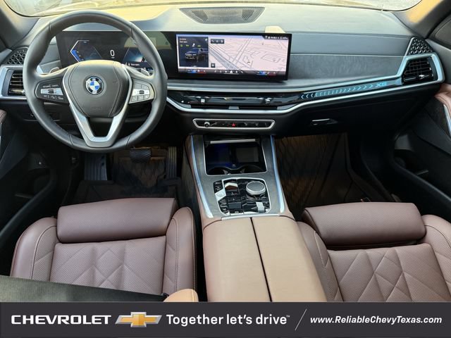 Used 2024 BMW X5 xDrive50e w/ Parking Assistance Package AWD/4WD image 12