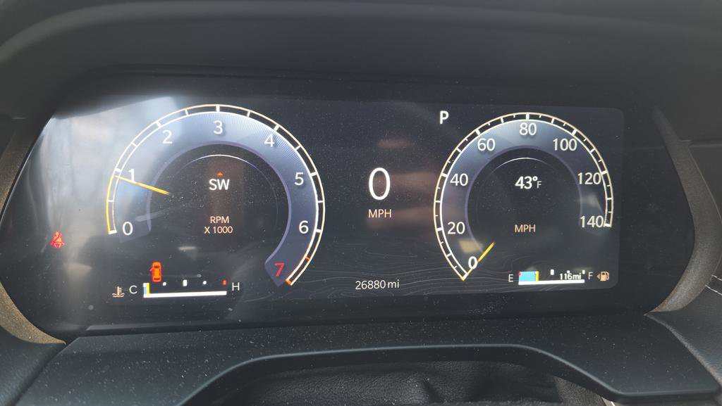 Used 2024 Jeep Grand Cherokee Altitude image 13