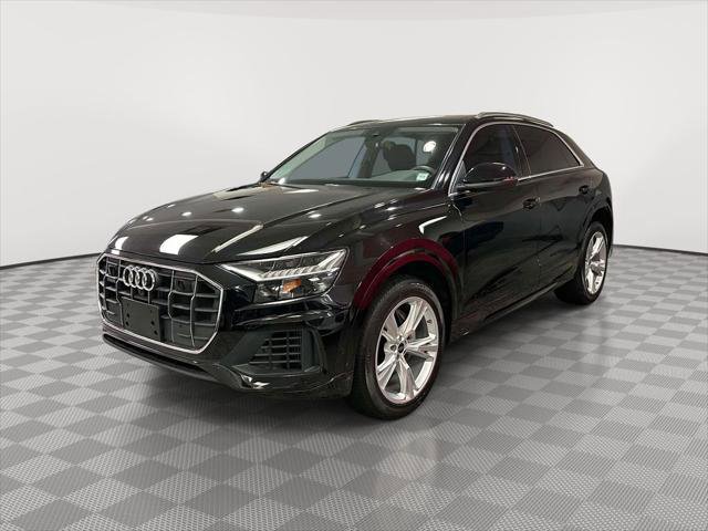Used 2023 Audi Q8 Premium w/ Convenience Package AWD/4WD image 5