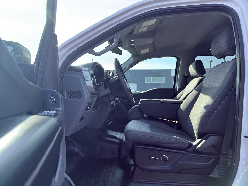 Used 2021 Ford F150 XLT image 11