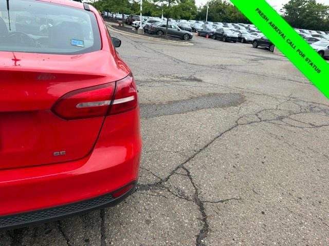 Used 2015 Ford Focus SE FWD image 8
