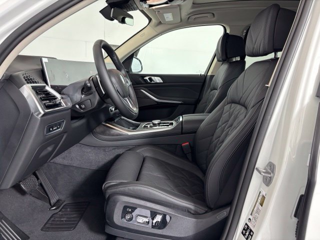 New 2027 BMW X7 xDrive40i AWD/4WD image 10