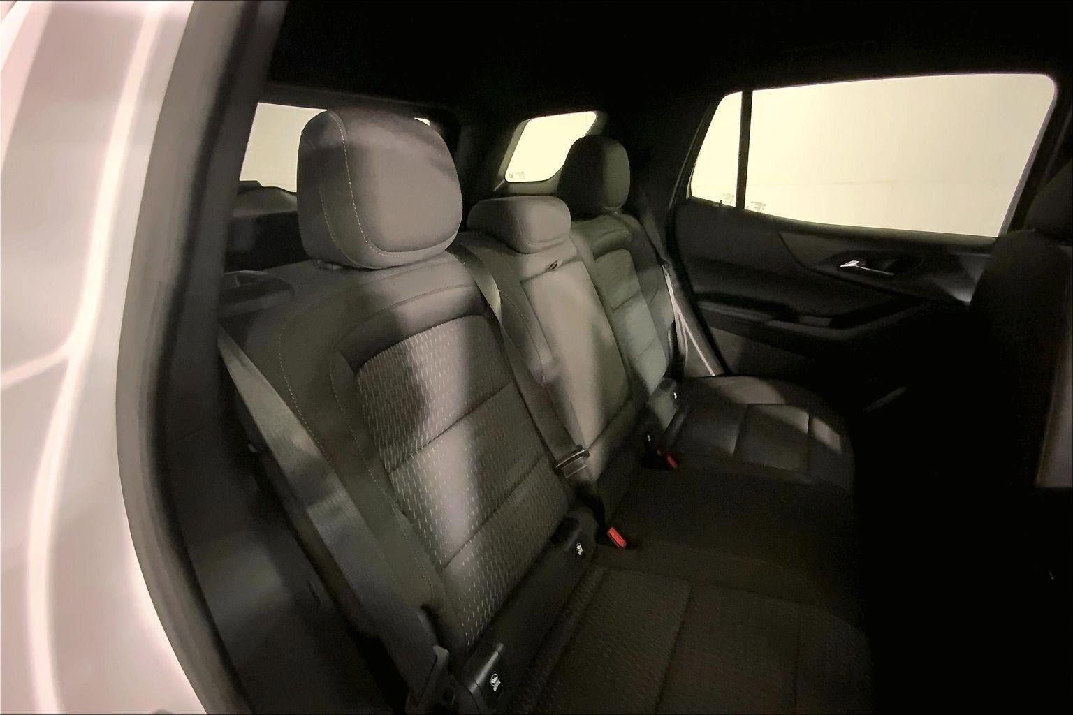 Used 2025 Chevrolet Equinox LT AWD/4WD image 23