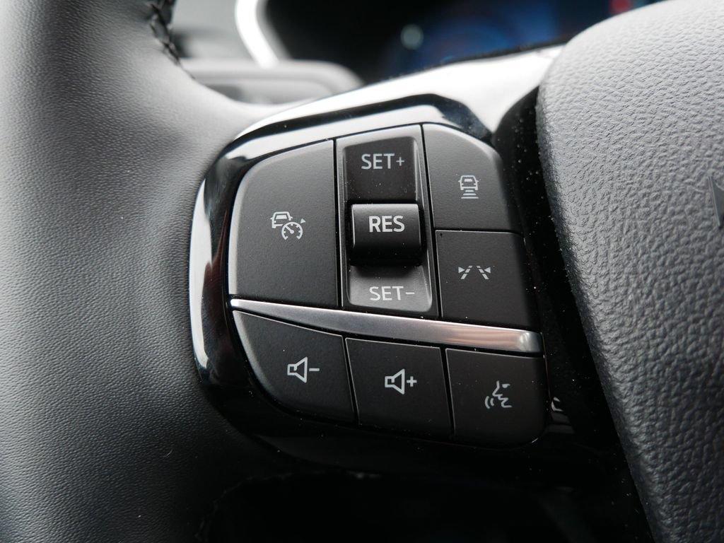 New 2025 Ford Escape SE w/ PHEV Premium Package FWD image 25