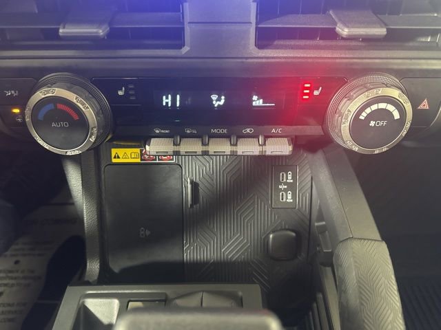 Used 2025 Toyota 4Runner TRD Off-Road image 16