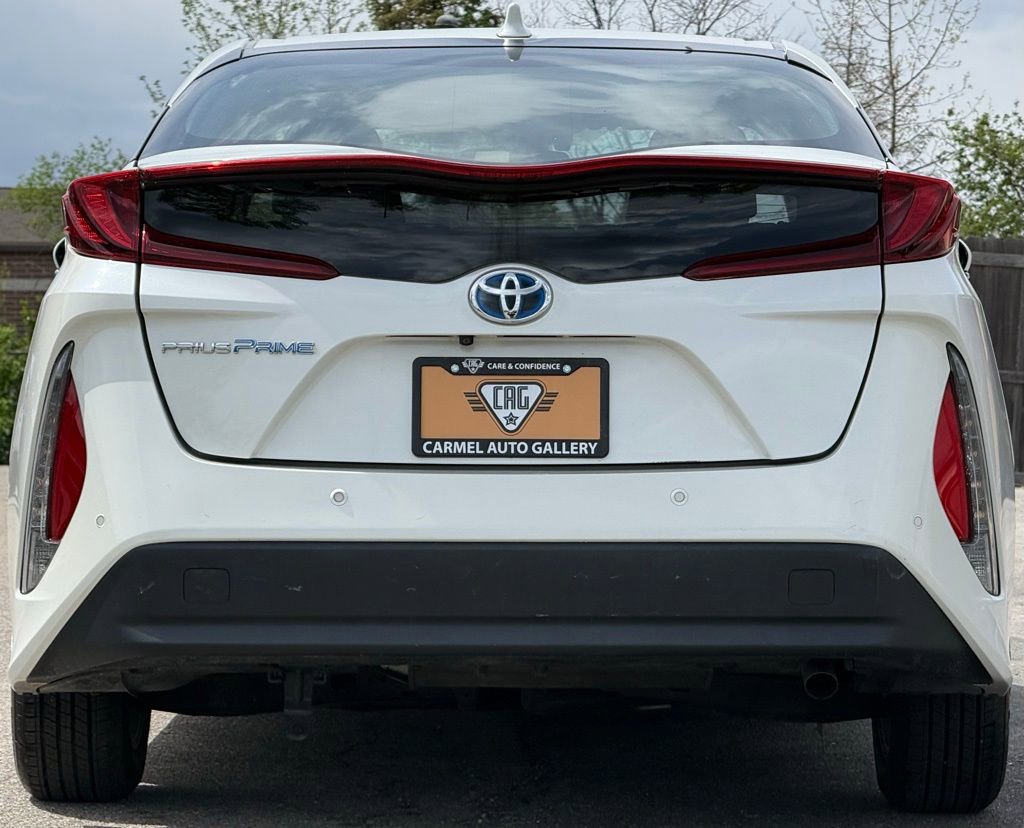 Used 2018 Toyota Prius Prime Advanced FWD image 4