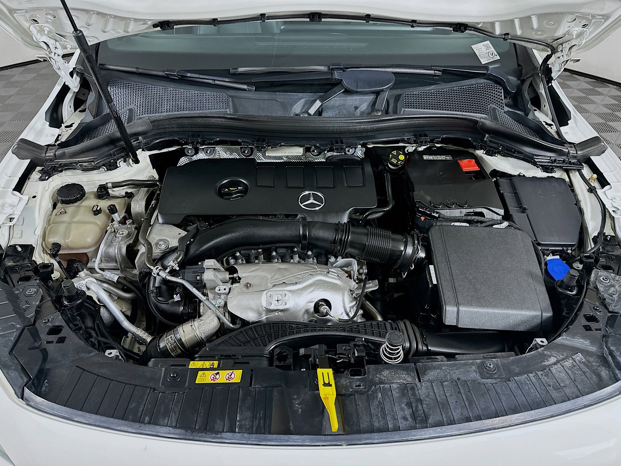 Used 2023 Mercedes-Benz GLA 250 4MATIC w/ Premium Package image 35