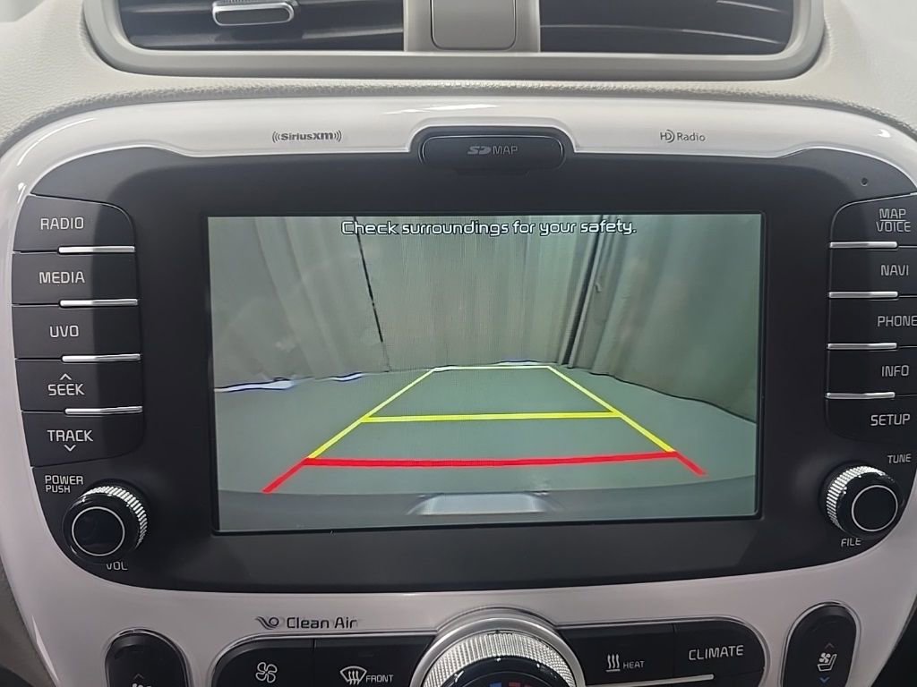 Used 2017 Kia Soul EV + w/ Sun & Fun Package image 25