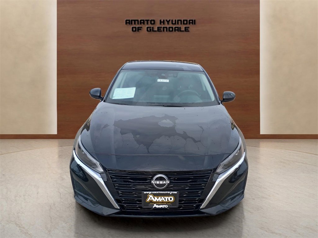 Used 2024 Nissan Altima 2.5 SV image 9