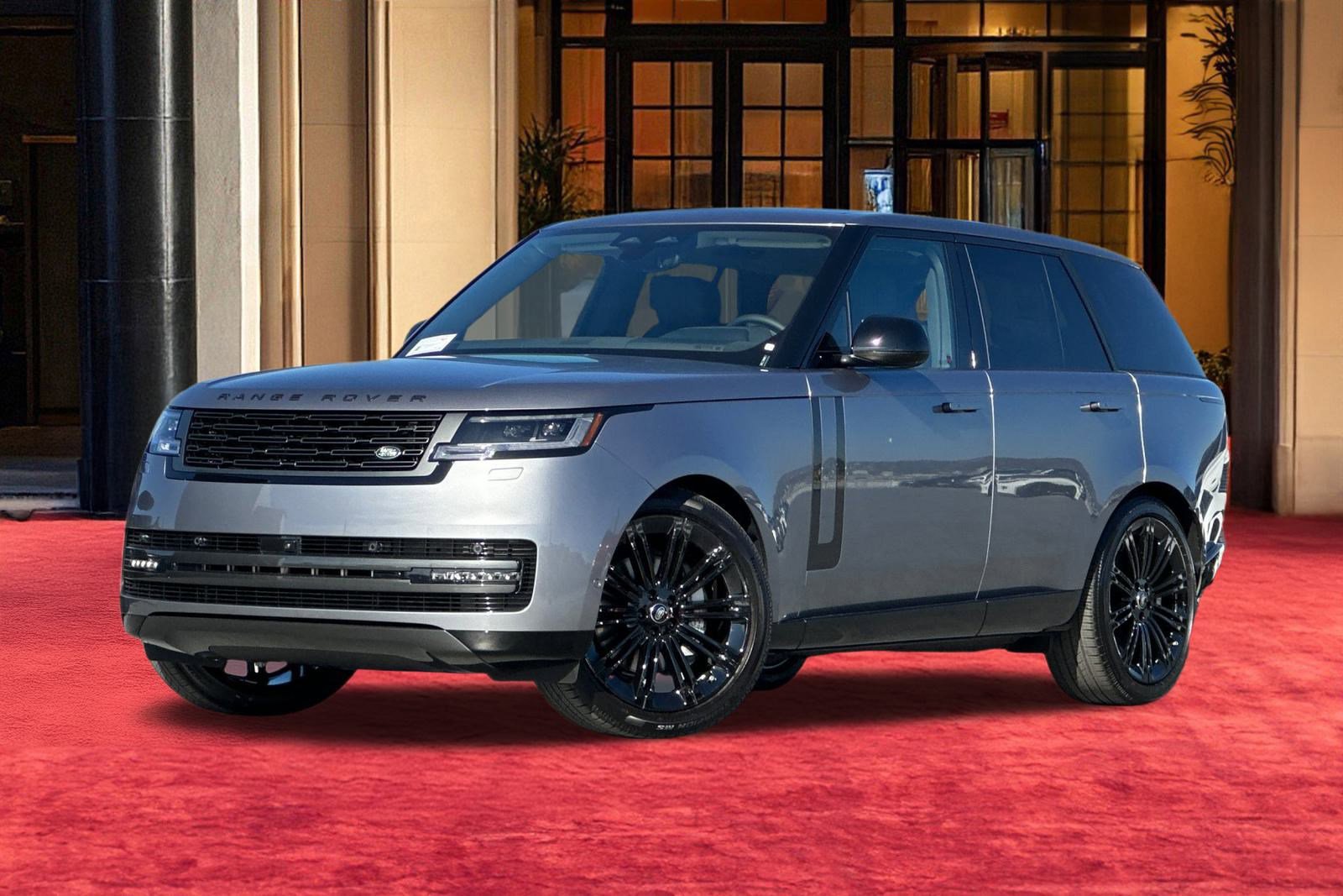 New 2025 Land Rover Range Rover SE