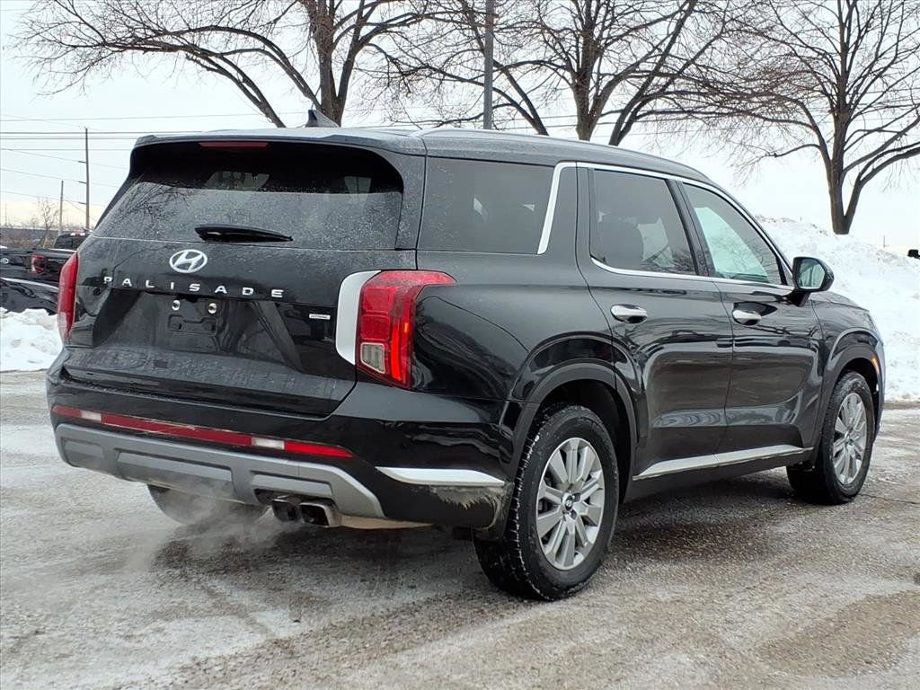 Used 2023 Hyundai Palisade SEL w/ Cargo Package image 5