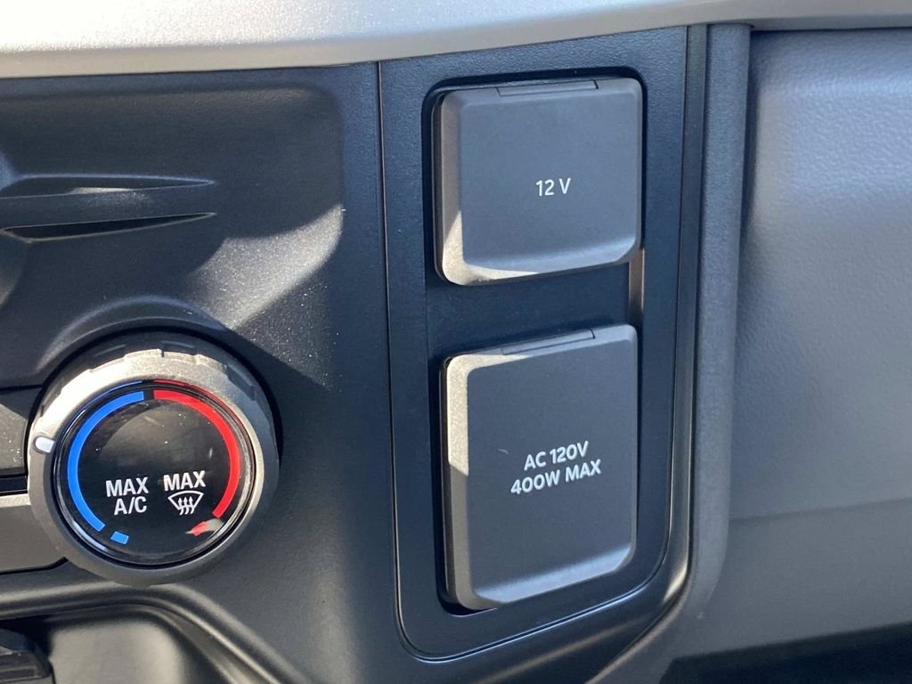 Used 2024 Ford F250 XL w/ XL Chrome Package RWD image 25