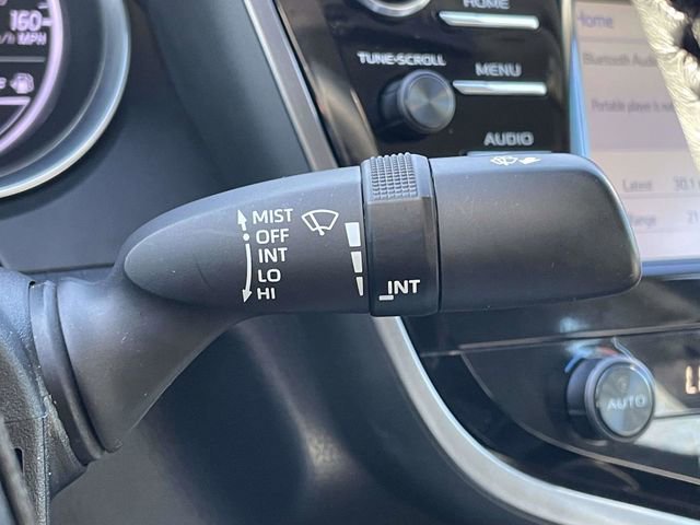 Used 2018 Toyota Camry SE image 23