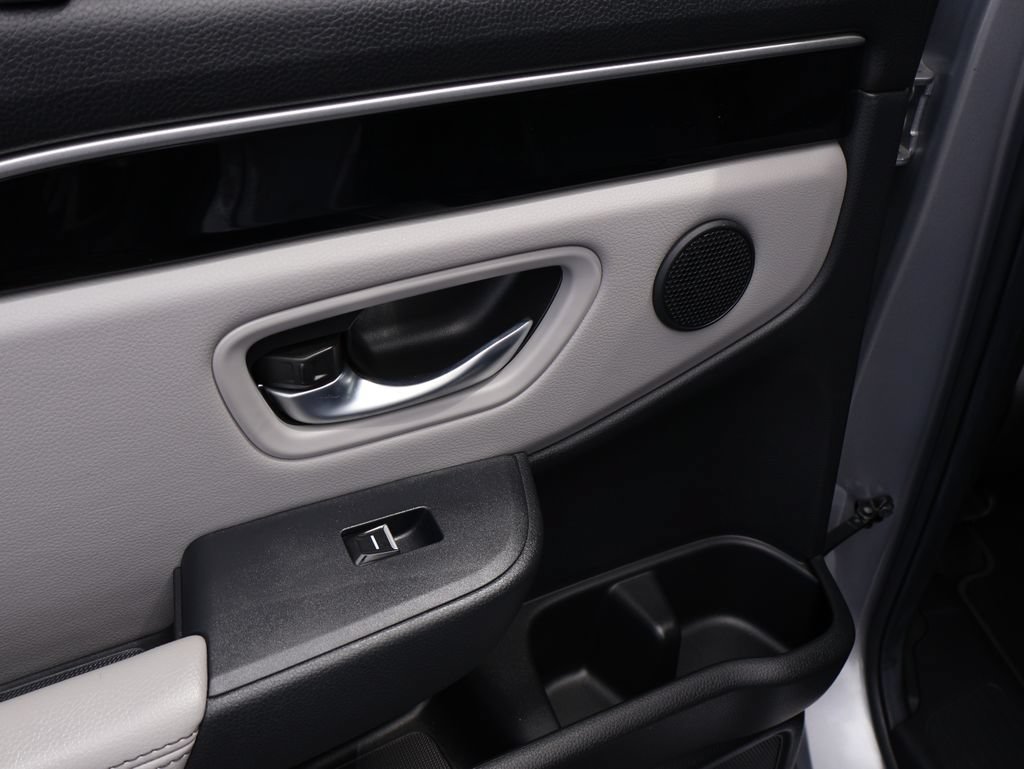 Used 2025 Honda Pilot Touring image 12