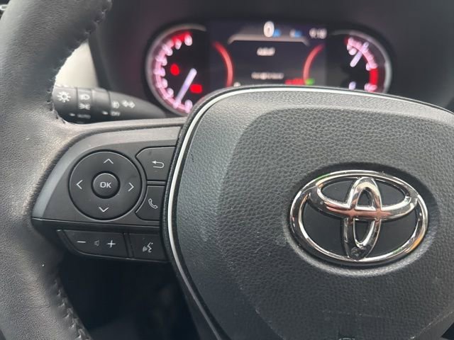 Used 2023 Toyota RAV4 XLE Premium FWD image 14