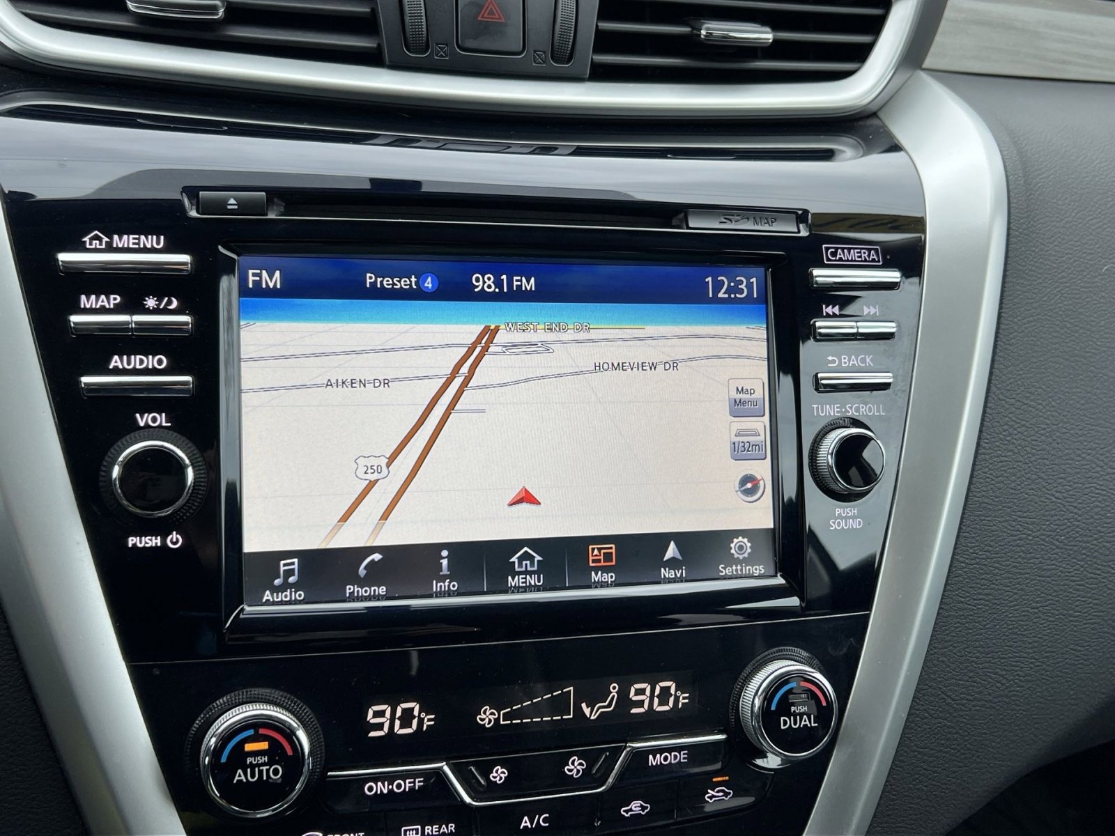 Used 2017 Nissan Murano SL w/ SL Technology Package image 21